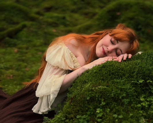 Girlmossing: A Gentle Call to Wander