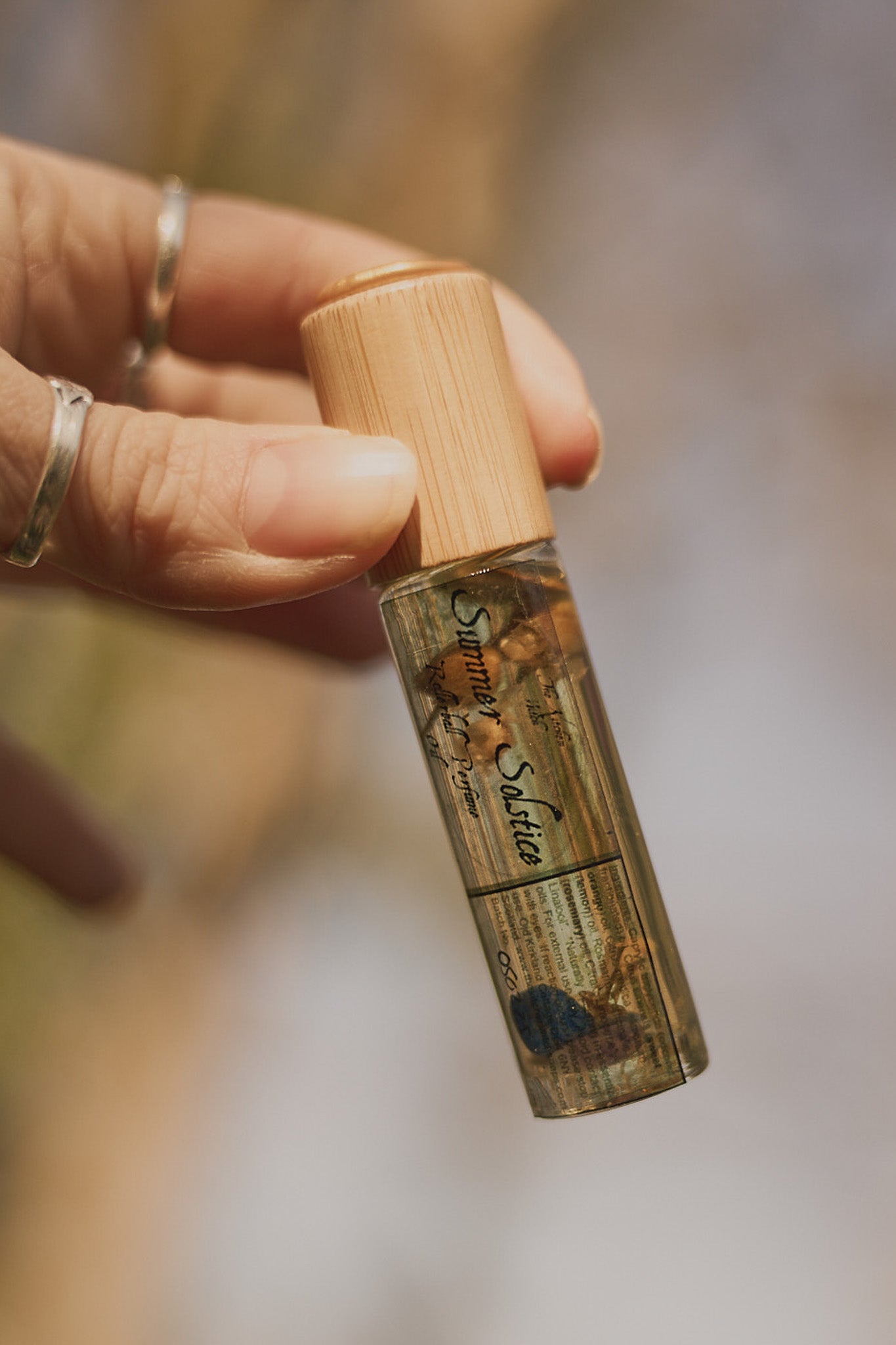 Seasonal Ritual Perfume Rollers – Nature’s Scents for Soulful Living