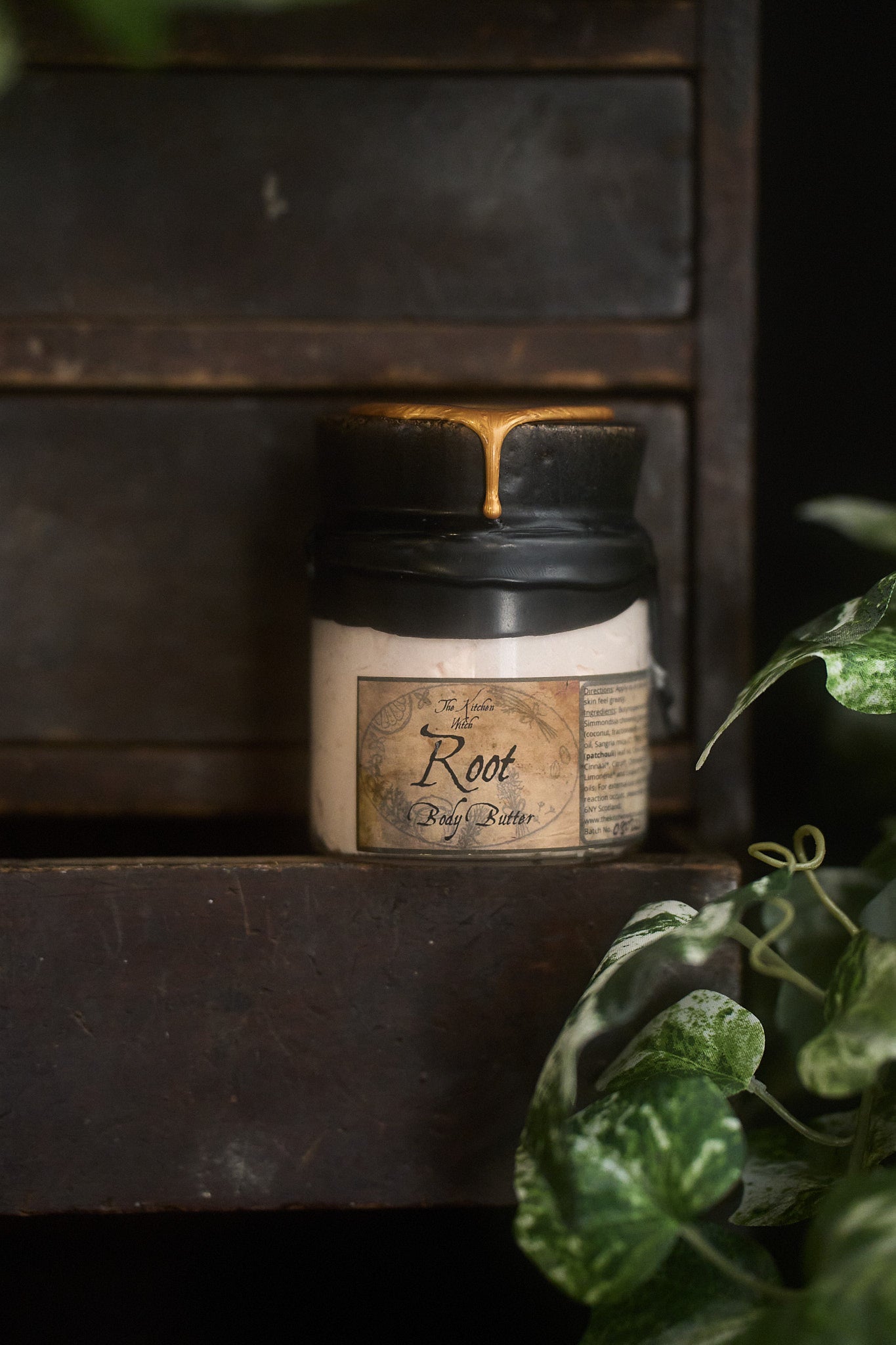 Chakra Whipped Body Butter – Energy, Ritual & Skin-Deep Radiance