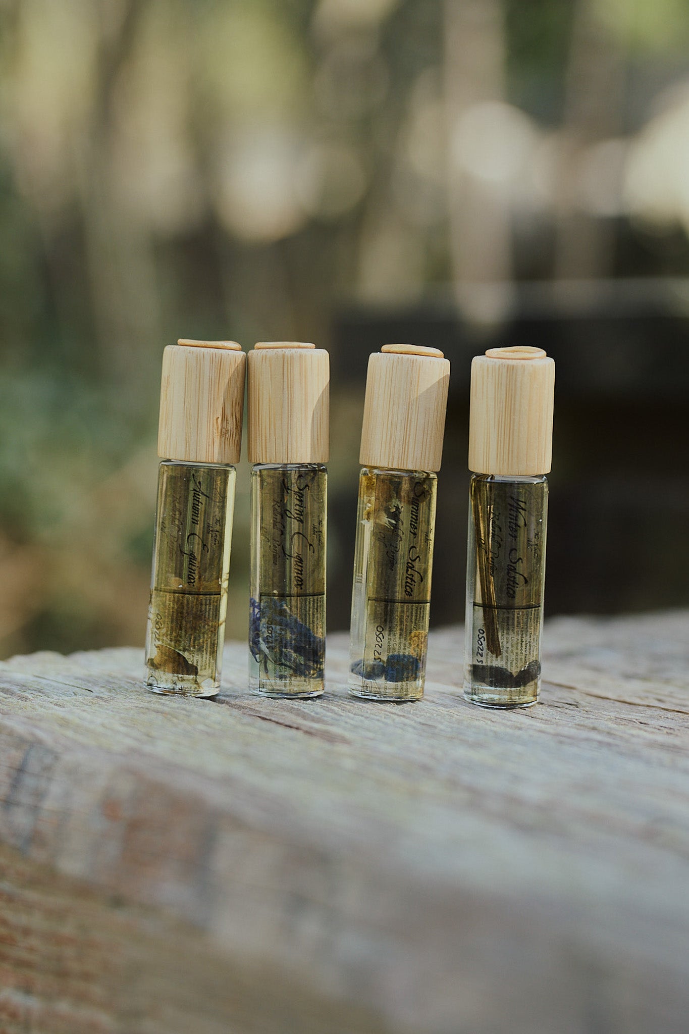 Seasonal Ritual Perfume Rollers – Nature’s Scents for Soulful Living