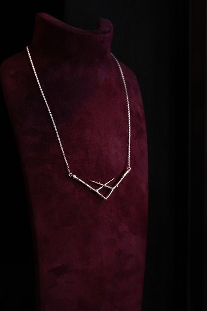 Cailleach Sterling Silver Blackthorn Necklet (Caillagh y Groamagh)