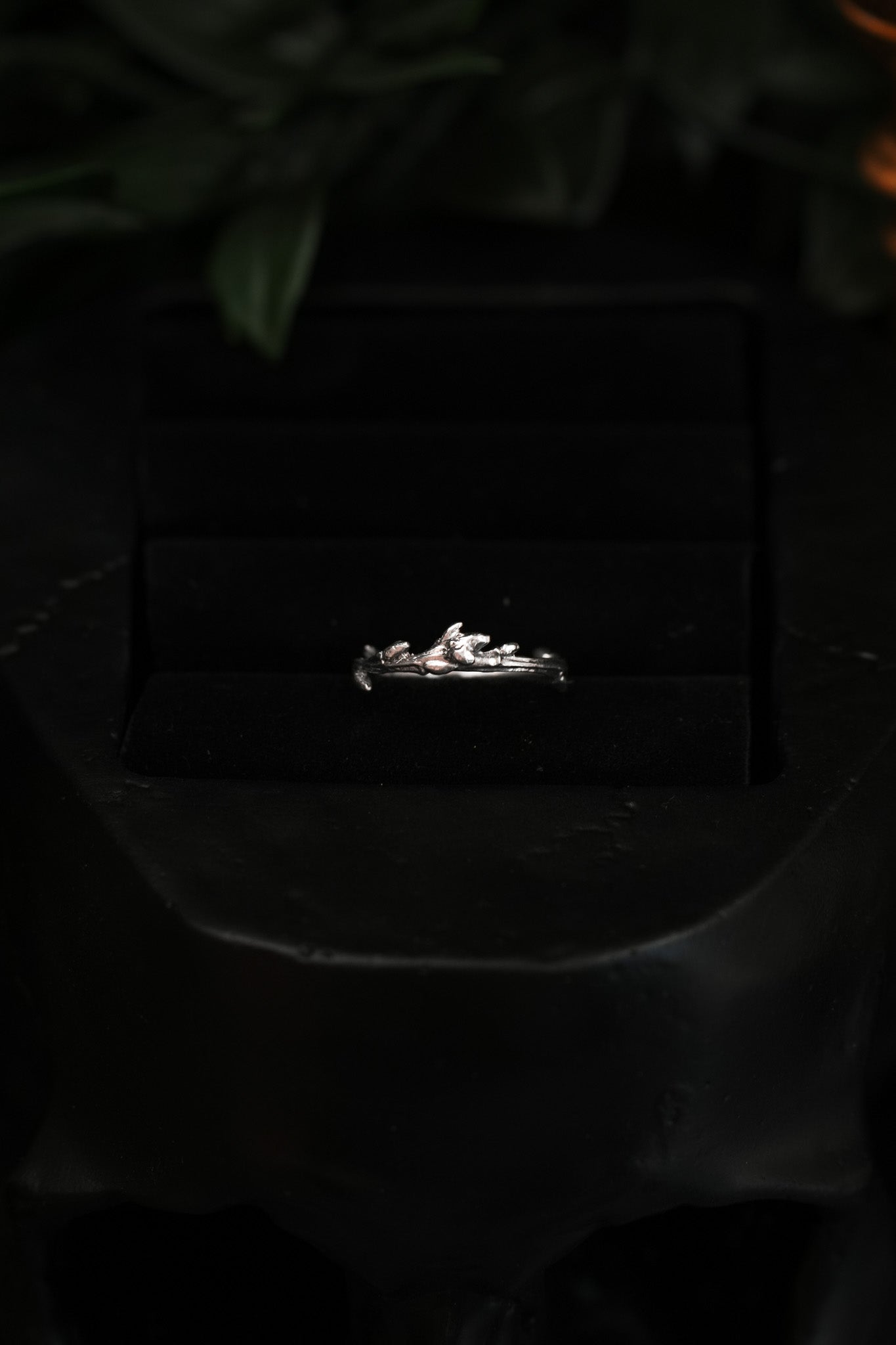 Sacred Clan Oak Twig Ring