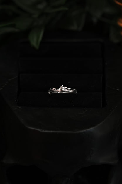 Sacred Clan Oak Twig Ring