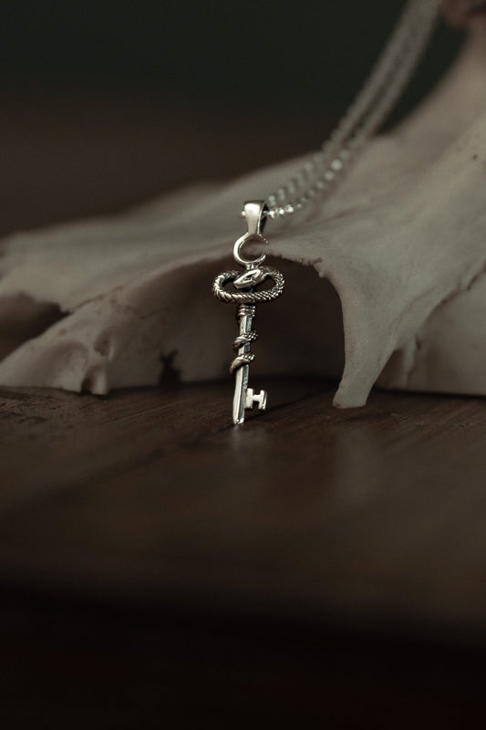 Key of Hecate Pendant – Unlock the Path Between Worlds