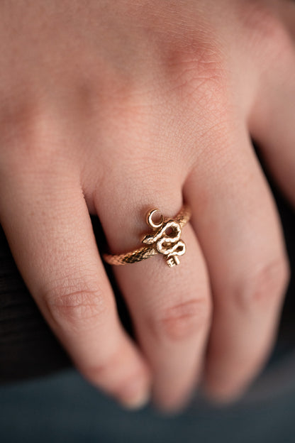 Gold Hecates Key Ring